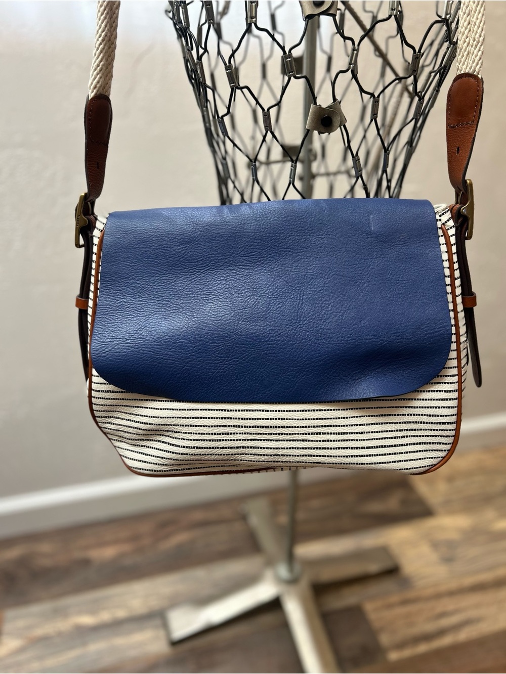 Fossil Leather Crossbody Bag Blue White Stripe Adjustable Strap